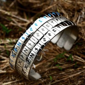 Bracelet Runes Viking en design traditionnel