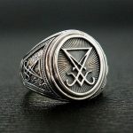 Bague Sceau de Lucifer en métal avec design symbolique