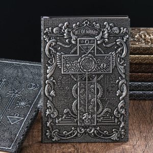 Carnet décoré de symboles anciens, esthétique unique