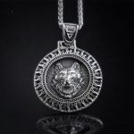 Pendentif en forme de tête de loup