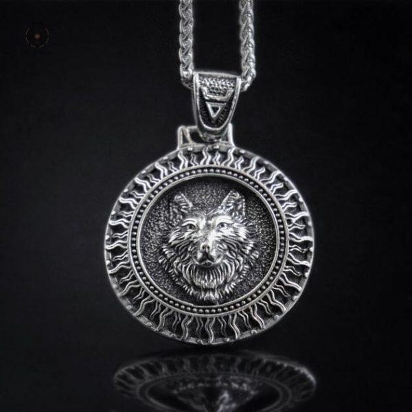 tete-loup-1 Pendentif en forme de tête de loup