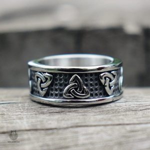 Anneau Trinité Celtique en argent, symbole de l'héritage celtique