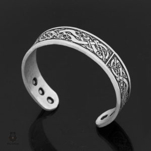 Bracelet antique inspiré de l'ère viking, art et tradition